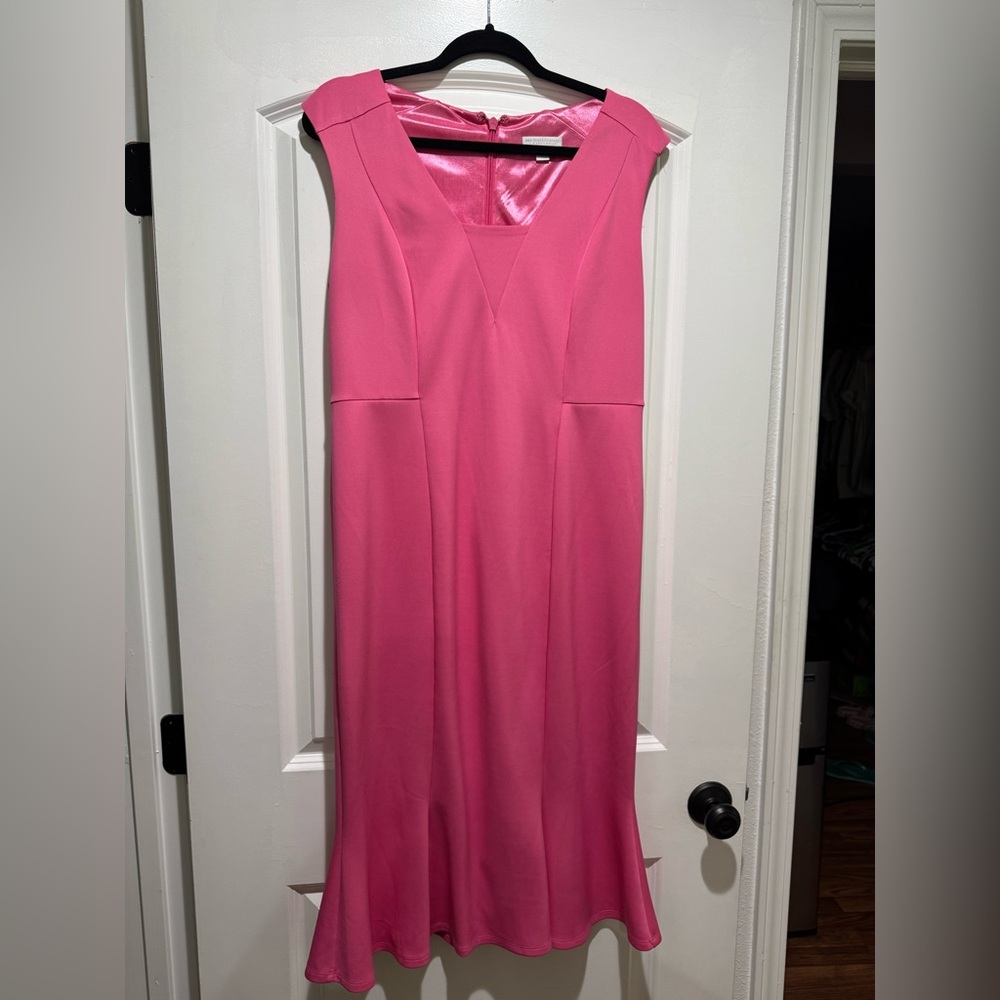 New York & Company Pink Sleeveless Sheath Dress